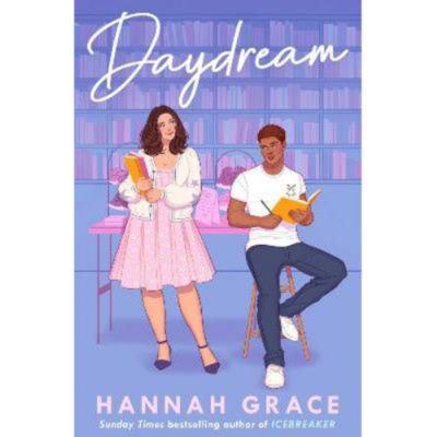 Paperback Daydream - Hannah Grace