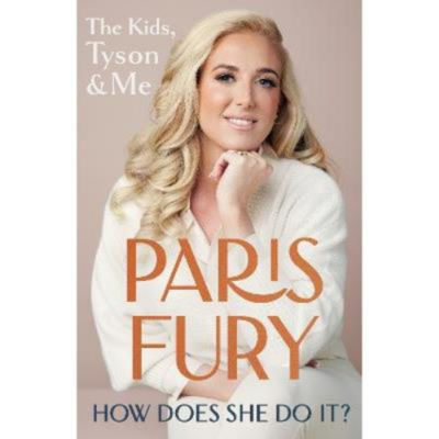 Hardback How Does She Do It? - Paris Fury