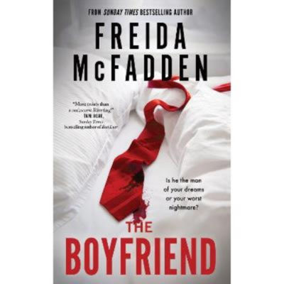 Paperback Boyfriend - Freida McFadden