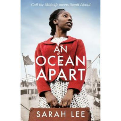 Paperback Ocean Apart - Sarah Lee