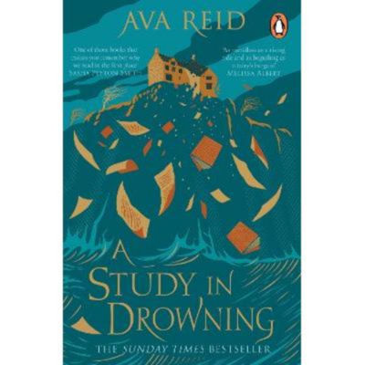 Paperback Study in Drowning - Ava Reid
