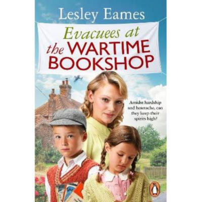 Paperback Evacuees at the Wartime Bookshop - Lesley Eames