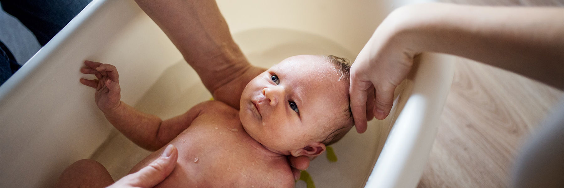 How To Bath Baby