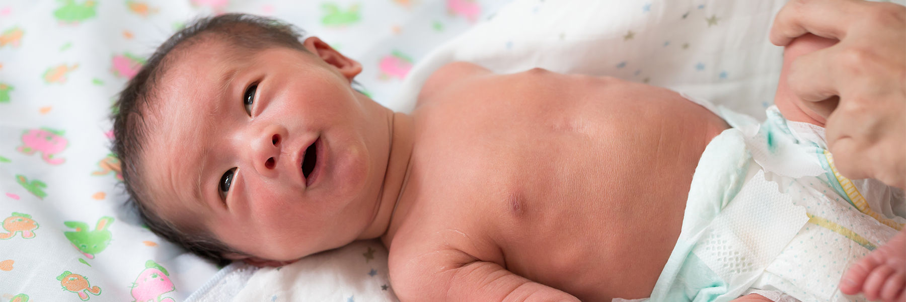 Newborn baby nappies guide