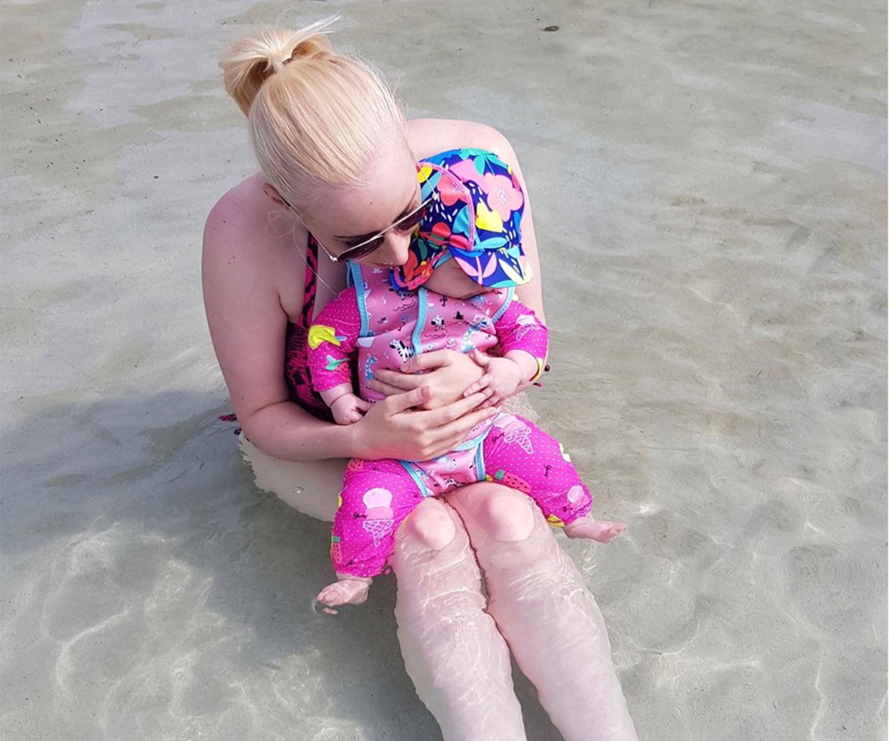 Baby's First Holiday, Lianne Macfarlane
