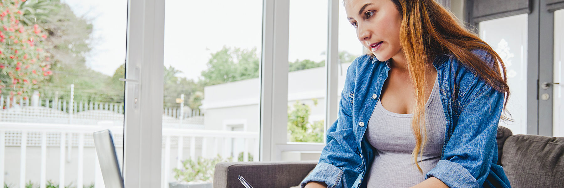 ‘How to raise your baby without going broke: my money tips!’