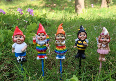 George Home Gnome Garden Stakes 5 Pack 3x2.5x17.5cm (Styles May Vary)