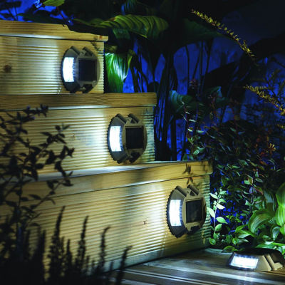 George Home Solar Deck Light