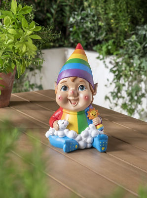 George Home Rainbow Gnome 11x11x16.5cm