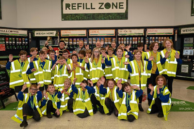 Bugthorpe CofE Primary School pupils visit Asda York refill zone