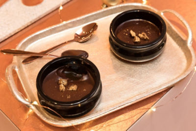 Vegan chocolate pots