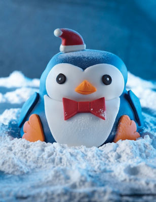 Pip the Penguin Cake