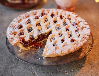Large sharing mince pie
