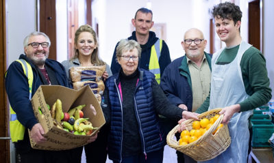 FareShare volunteers with convent volunteers