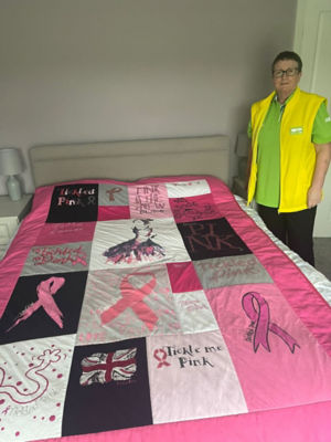 Jan Bramley with her Tickled Pink bedspread