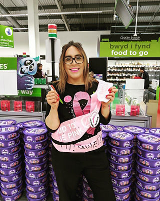Llandudno colleague takes part in sponsored silence for Tickled Pink