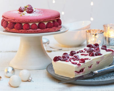 Asda's Christmas Macaron Cake