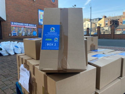 Asda Blackburn Ramadan hampers with Blackburn Rovers