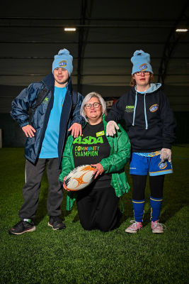 Asda Donnington Wood Christmas magical moment with Shropshire Rugby Rebels and Jason Robinson