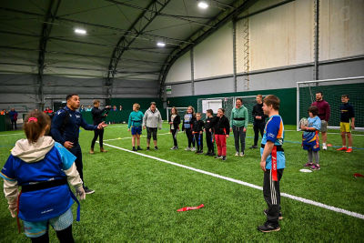 Asda Donnington Wood Christmas magical moment with Shropshire Rugby Rebels and Jason Robinson