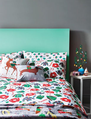 Christmas bedding - sausage dog cushions