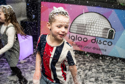 Asda Gosforth puts on surprise Christmas party for children at Hazelrigg Community Centre
